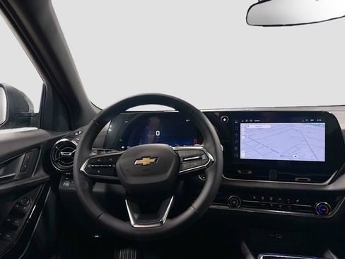New 2026 Chevrolet Equinox LT FWD image 25