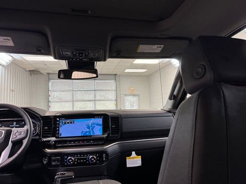 New 2026 GMC Sierra 1500 SLT w/ SLT Convenience Package AWD/4WD image 23