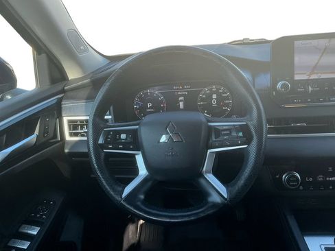 Used 2023 Mitsubishi Outlander SEL FWD image 18