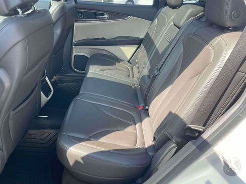 Used 2019 Lincoln Nautilus Reserve AWD/4WD image 13