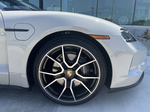 New 2025 Porsche Taycan image 11