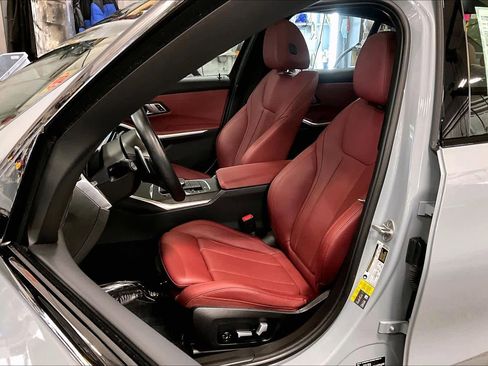 Used 2023 BMW 330e xDrive 330e xDrive w/ M Sport Package image 8