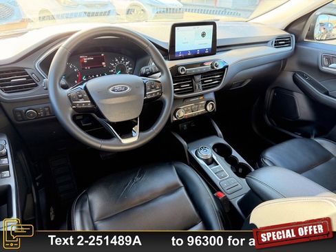 Used 2022 Ford Escape SEL image 12