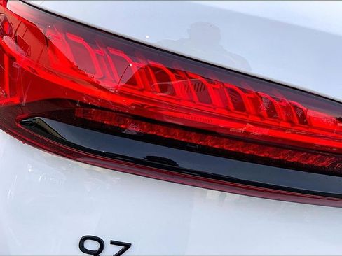 New 2026 Audi Q7 3.0T Premium Plus AWD/4WD image 14