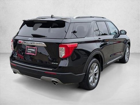Used 2022 Ford Explorer Limited image 5