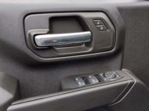 New 2026 Chevrolet Silverado 2500 Custom w/ Custom Value Package image 13