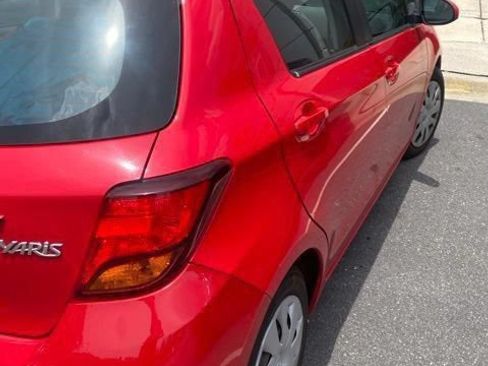Used 2015 Toyota Yaris L FWD image 10