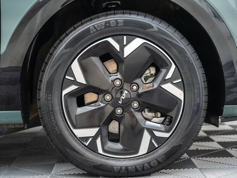 Used 2023 Kia Niro Wave w/ Wave Preserve Package FWD image 18