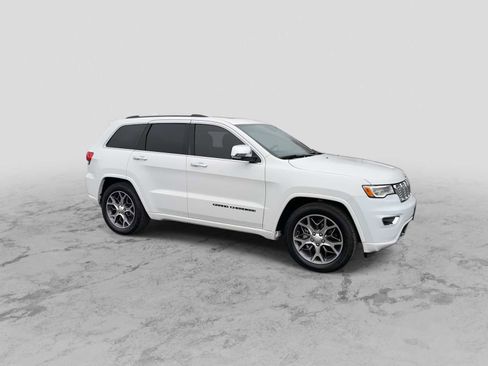 Used 2020 Jeep Grand Cherokee Overland image 2