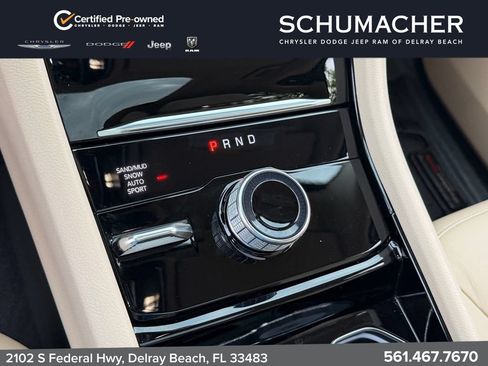 Used 2022 Jeep Grand Cherokee L Limited AWD/4WD image 24