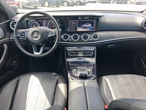 Used 2017 Mercedes-Benz E 300 image 24