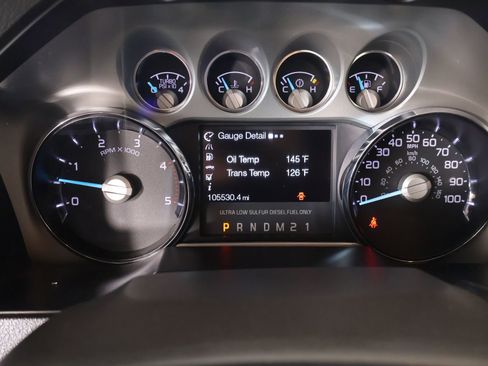 Used 2016 Ford F350 Platinum w/ Snow Plow Prep Package AWD/4WD image 4