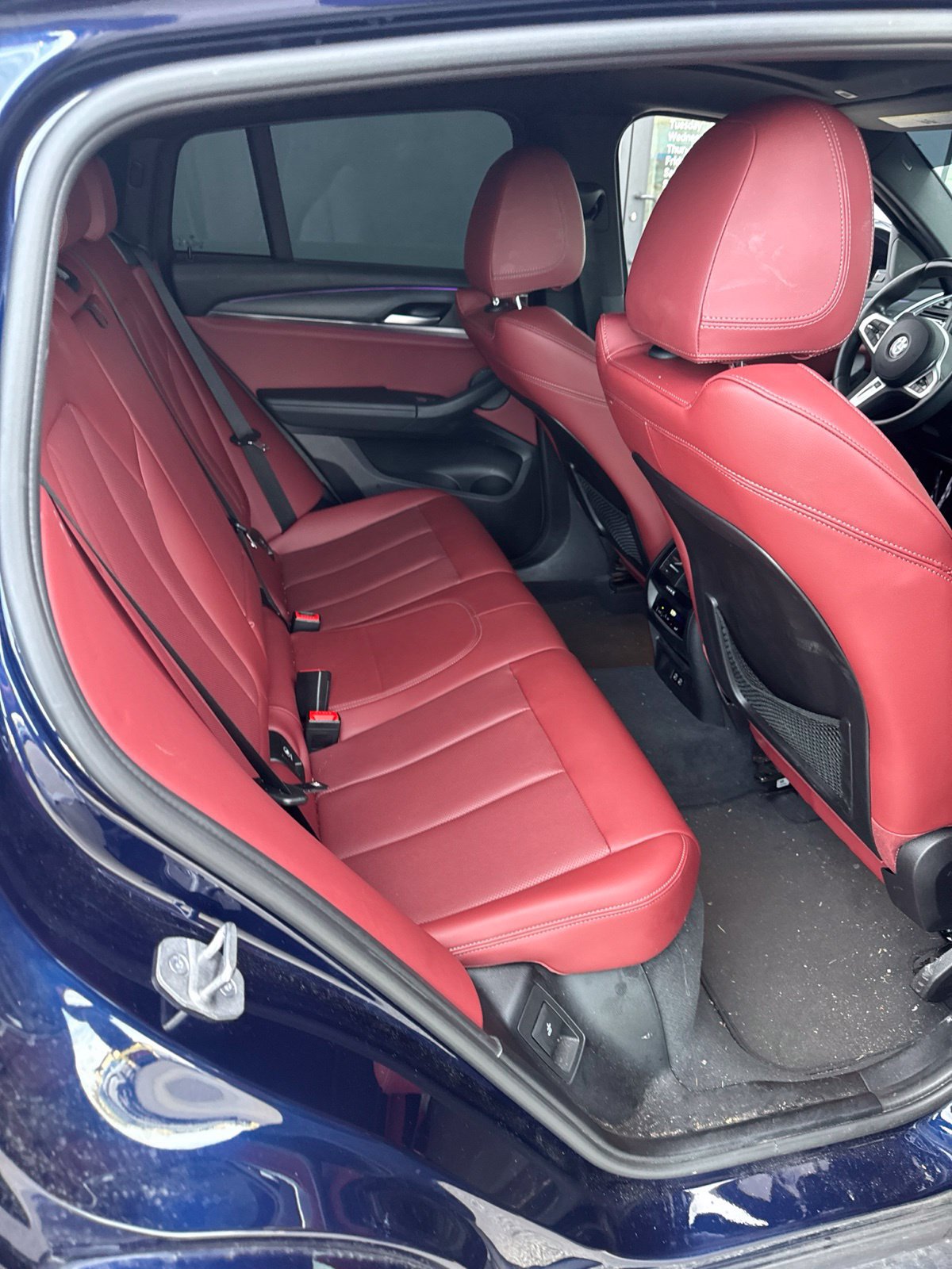 Used 2023 BMW X4 xDrive30i w/ M Sport Package AWD/4WD image 7