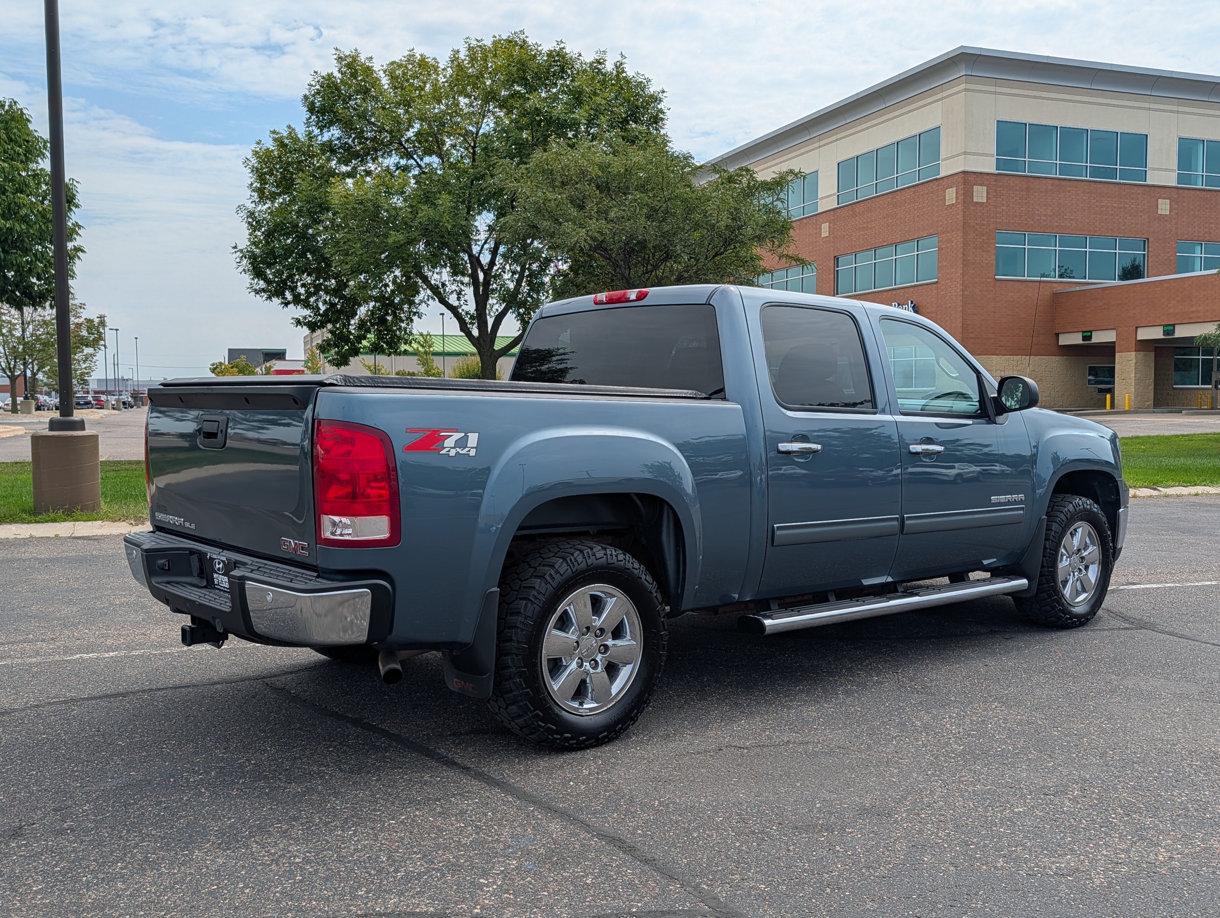 Used 2013 GMC Sierra 1500 SLE w/ Power Tech Package AWD/4WD image 5