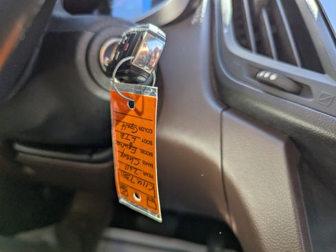 Used 2011 Chevrolet Equinox LTZ AWD/4WD image 19