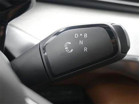 New 2025 Volkswagen ID. Buzz Pro S Plus image 7