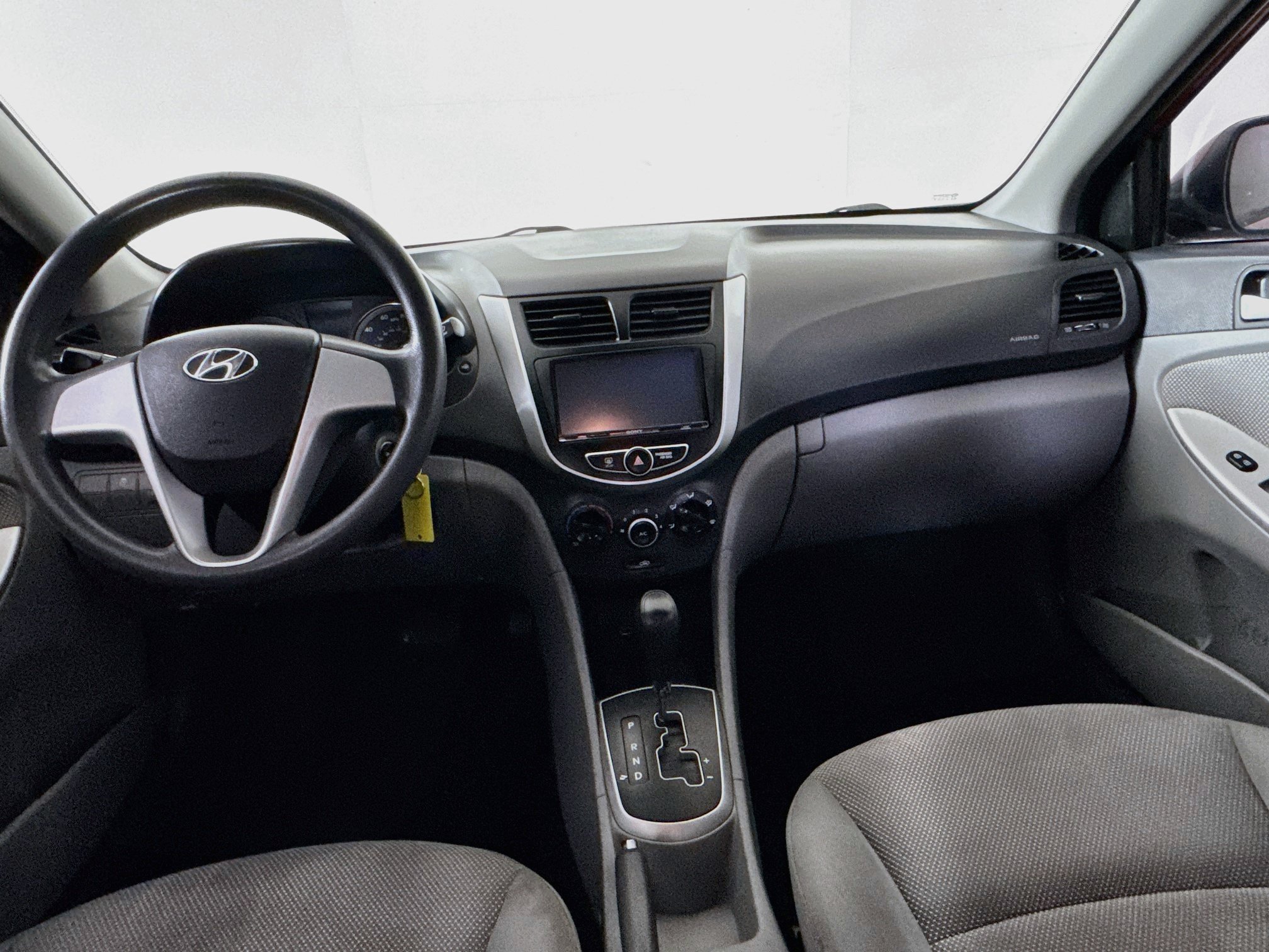 Used 2014 Hyundai Accent GLS FWD image 13