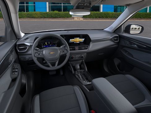 New 2026 Chevrolet TrailBlazer LS FWD image 15
