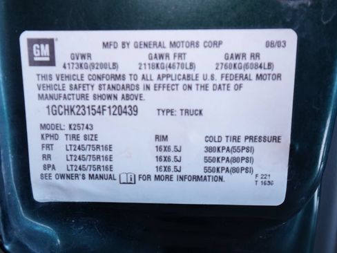 Used 2004 Chevrolet Silverado 2500 LS w/ Skid Plate Package AWD/4WD image 33