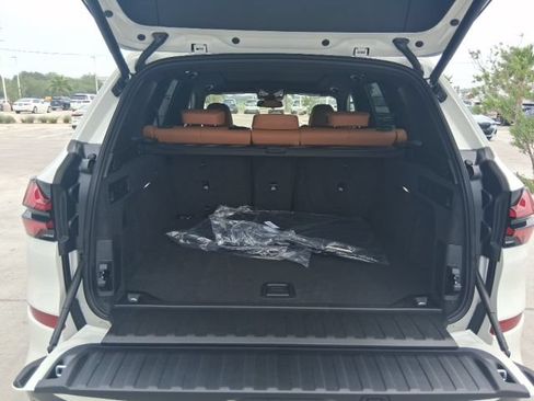 New 2026 BMW X5 sDrive40i w/ M Sport Package RWD image 6