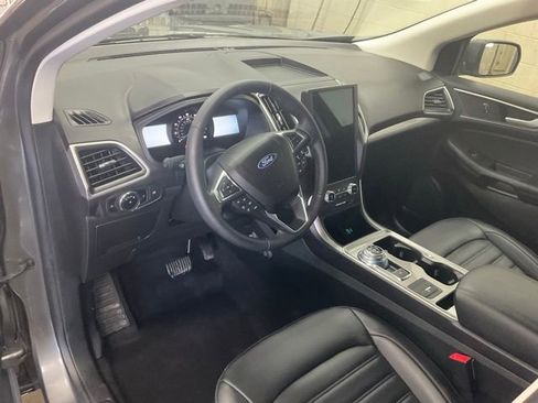 Used 2023 Ford Edge SEL image 6