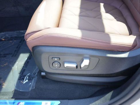 Used 2027 BMW X6 xDrive40i w/ Premium Package AWD/4WD image 14