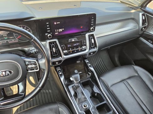 Used 2021 Kia Sorento SX AWD/4WD image 23