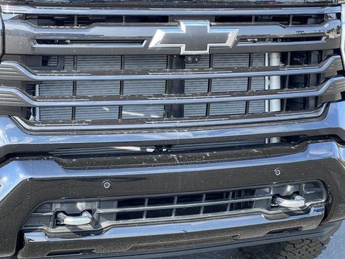 New 2026 Chevrolet Silverado 2500 High Country w/ High Country Premium Package AWD/4WD image 43