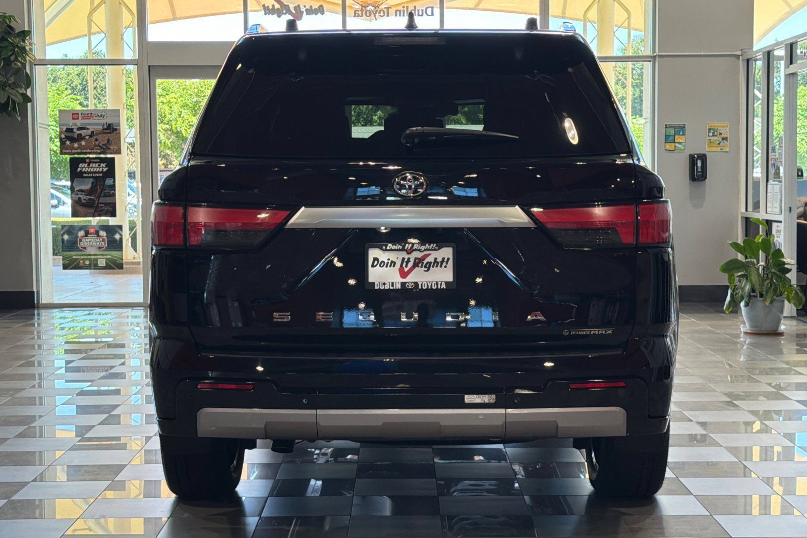 Used 2026 Toyota Sequoia Capstone AWD/4WD image 5