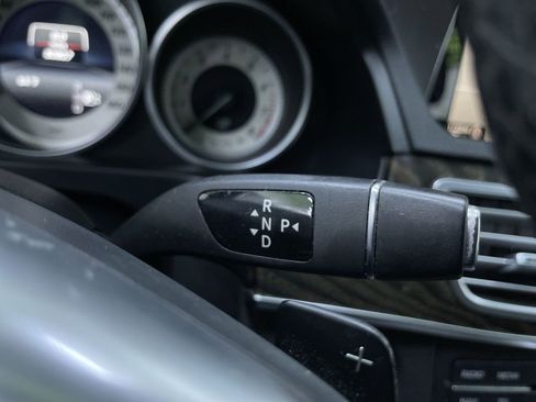 Used 2016 Mercedes-Benz E 350 4MATIC Sedan w/ Premium Package image 23