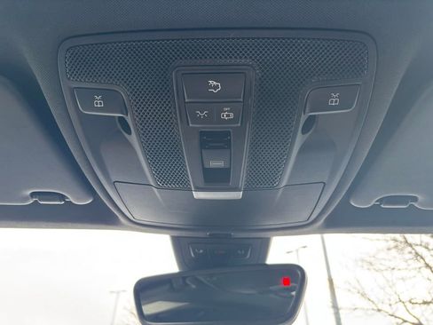 Used 2019 Mercedes-Benz GLA 250 4MATIC image 18