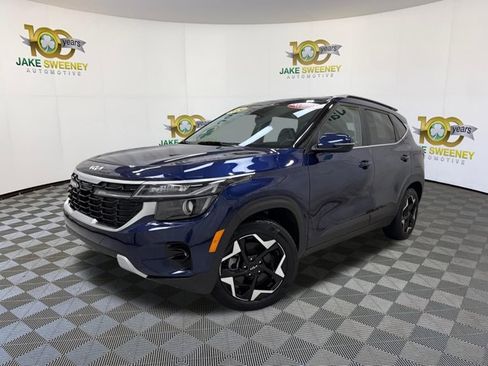 Certified 2024 Kia Seltos EX AWD/4WD image 9