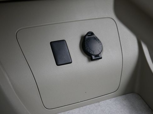 Used 2010 Toyota Prius Two FWD image 26