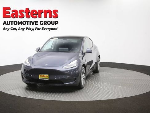 Used 2021 Tesla Model Y Long Range AWD/4WD image 47