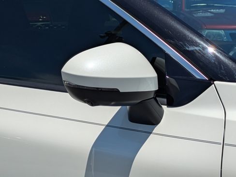 Certified 2023 Nissan Rogue SL w/ SL Premium Package FWD image 12