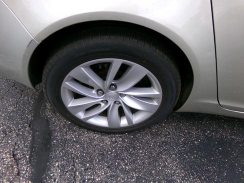 Used 2015 Buick Regal AWD image 40