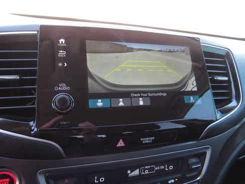 Certified 2022 Honda Pilot Special Edition image 18