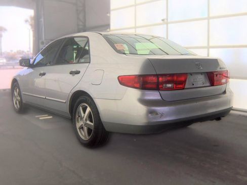Used 2005 Honda Accord DX image 4