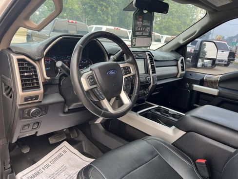 Used 2019 Ford F250 Lariat w/ Lariat Ultimate Package AWD/4WD image 21