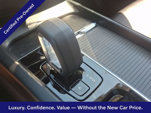 Certified 2024 Volvo XC60 B5 Core w/ Climate Package AWD/4WD image 16