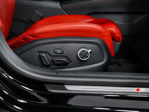 Used 2025 Audi S5 Premium Plus w/ Premium Plus Package image 37