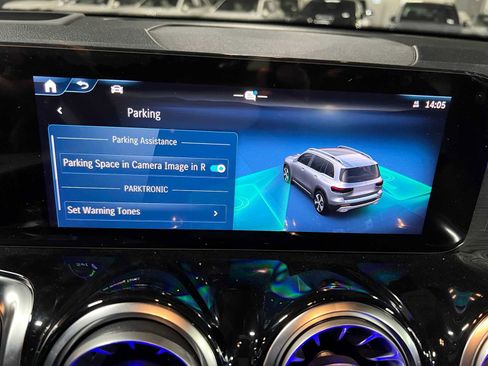 New 2026 Mercedes-Benz GLB 250 4MATIC image 38