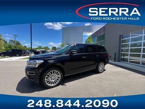 Used 2024 Ford Expedition Limited AWD/4WD image 1
