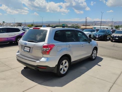Used 2016 Subaru Forester 2.5i Premium AWD/4WD image 5
