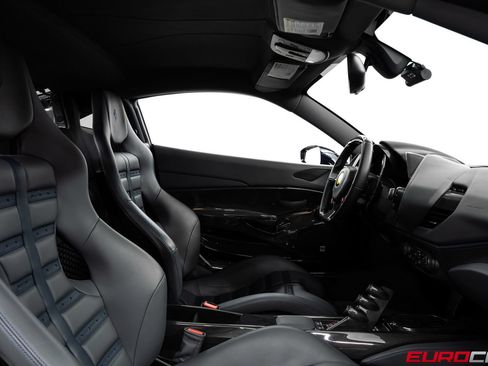 Used 2019 Ferrari 488 Pista Coupe RWD image 49