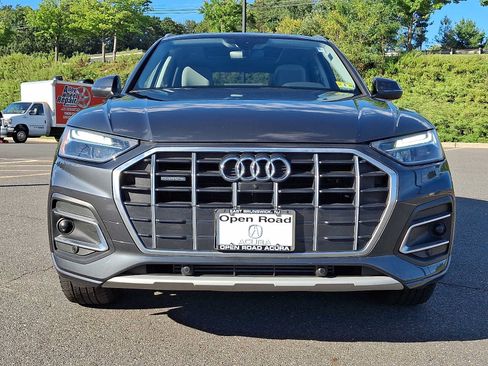 Used 2021 Audi Q5 2.0T Premium Plus w/ Premium Plus Package AWD/4WD image 2