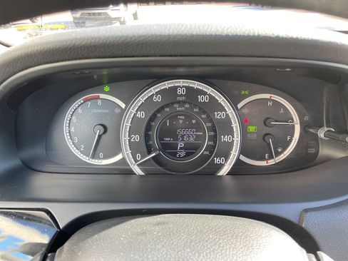 Used 2016 Honda Accord LX image 24