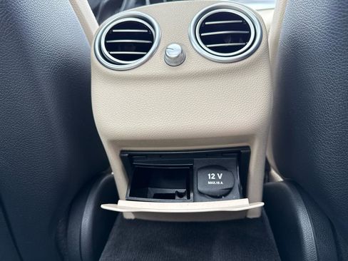 Used 2017 Mercedes-Benz C 300 4MATIC Sedan image 34