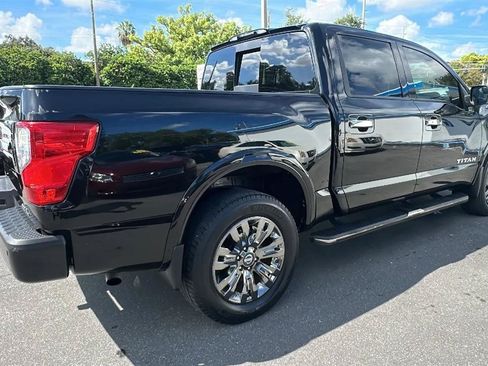Used 2017 Nissan Titan Platinum Reserve AWD/4WD image 10