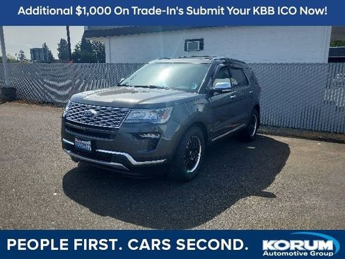 Used 2019 Ford Explorer Platinum AWD/4WD image 1